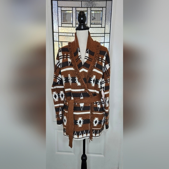 Tahari Western Styled Cardigan W/Pockets - Picture 1 of 8